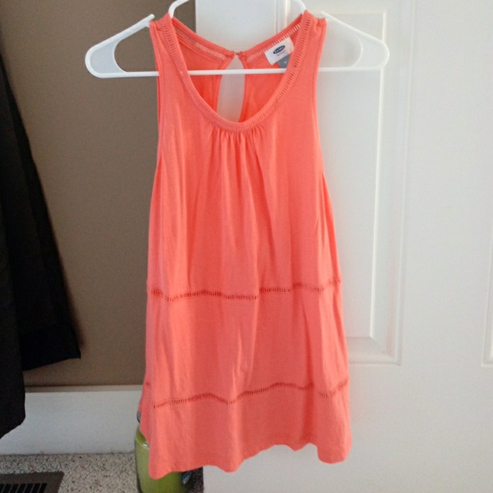 Peach tank